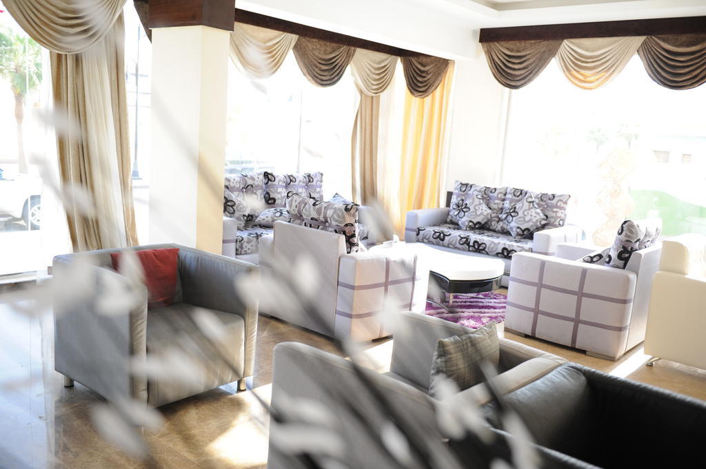 Hotelier Suites Riadh Exterior foto
