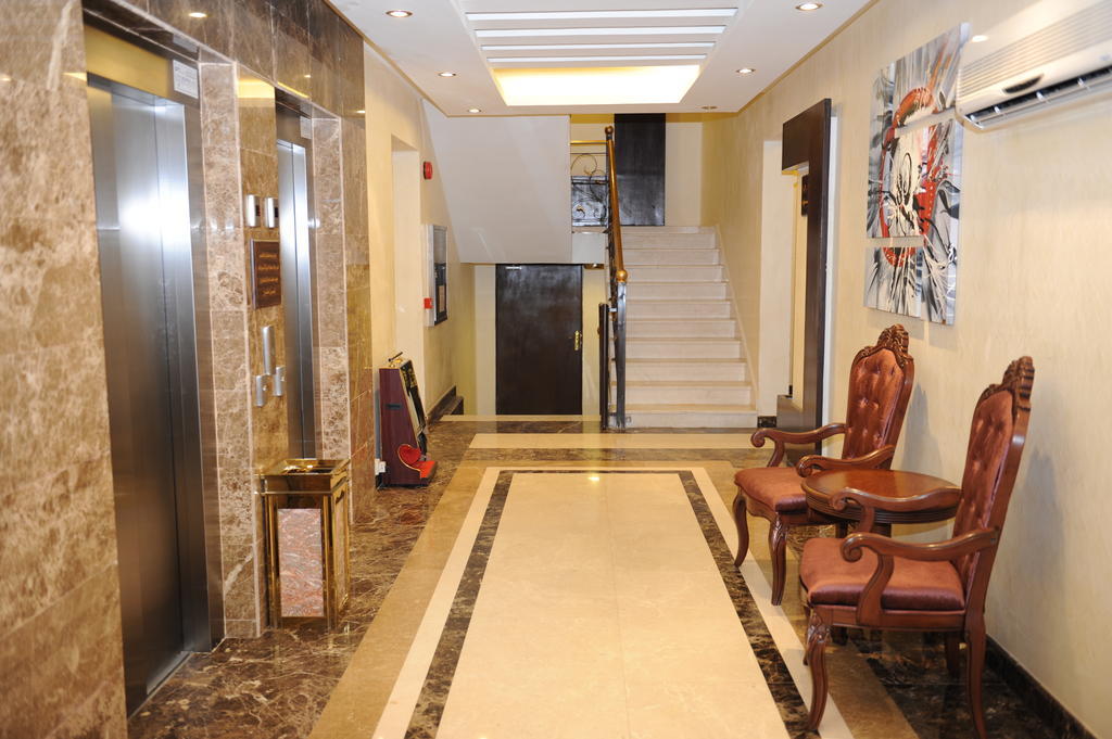Hotelier Suites Riadh Exterior foto